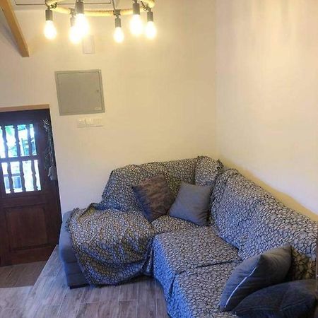 To Spiti Tou Faliari Platanistasa Екстериор снимка